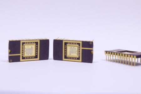 Radiation-hard transistors