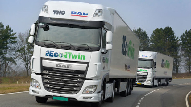 Trucks platooning