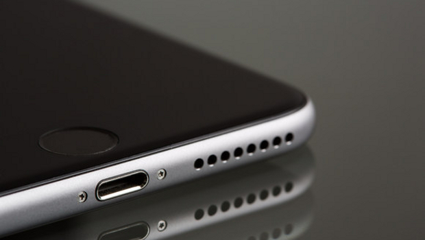Lightning connector