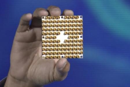 Intel 49-qubit chip