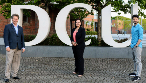 Paraic Sheridan Diane O’Reilly, and John Tinsley, Iconic Translation Machines