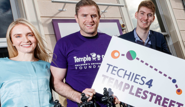 Jamie Heaslip, Temple Street ambassador with Hazel Aherne and Eoin Murphy, AIB