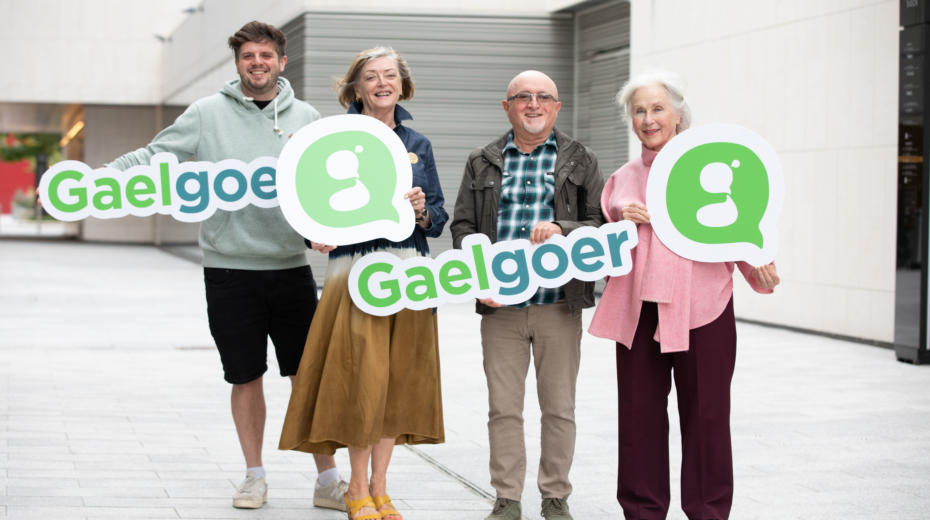 Luke Middleton, Nóirín Ní Bhraoin, Sean Middleton and Siobhán Ní Fhoghlú