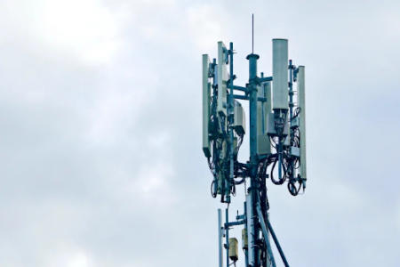 Mobile phone mast