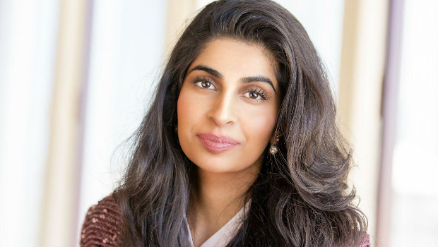 Ghazal Asif, Rubrik