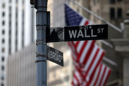 Wall St sign
