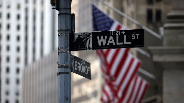 Wall St sign