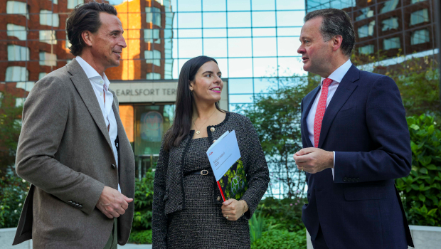 Pictured: Michael Carr, Clodagh Rochford, and Peter Brady, Aon Ireland