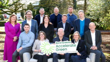 Pictured: Mairead McGuiness, former MEP and European Commissioner with Tom Donnellan and Sharon Doyle, Bord na Móna, and Accelerate Green Grow 2025 participants