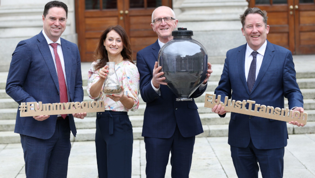 Minister for Agriculture, Food & the Marine, Martin Heydon; Emma Feeney, University College Dublin and Transform; JJ Leahy, University of Limerick and Biochar; Minister for Climate, Energy & the Environment Darragh O’Brien